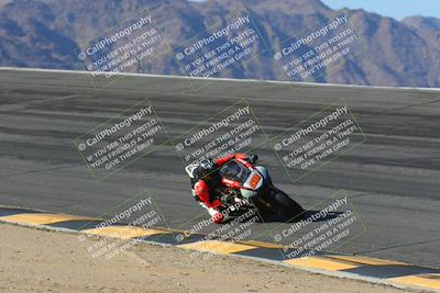 media/Mar-21-2025-CVMA Friday Practice (Fri) [[30cd4fe323]]/2-Racer 1/Session 2 (Bowl)/
